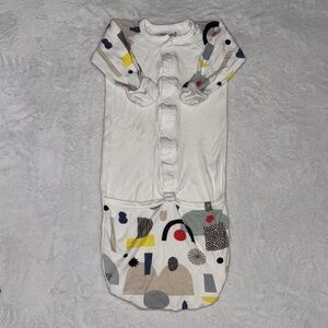 Goumi 24 HOUR CONVERTIBLE GOWN Abstract Patterned